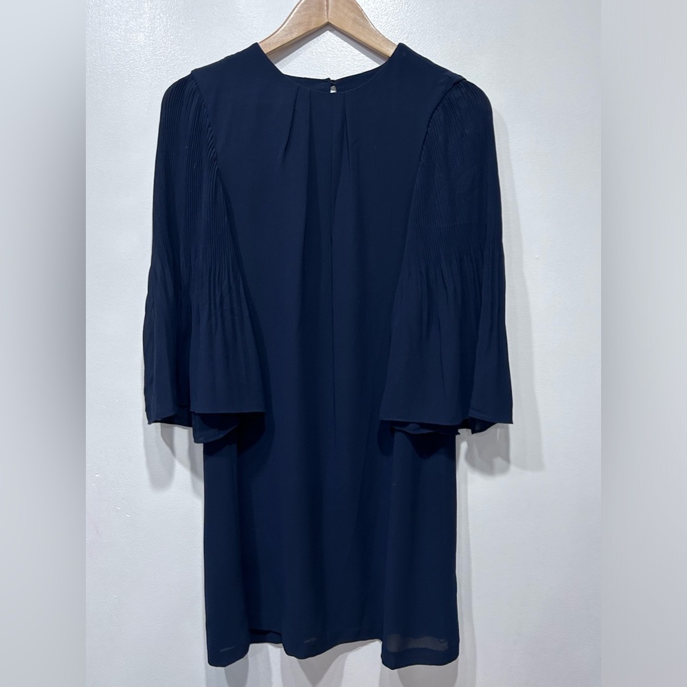 H&M Women’s Navy‎ Blue Lined Accordion Pleat Bell Long Sleeve Shift Dress Size 4